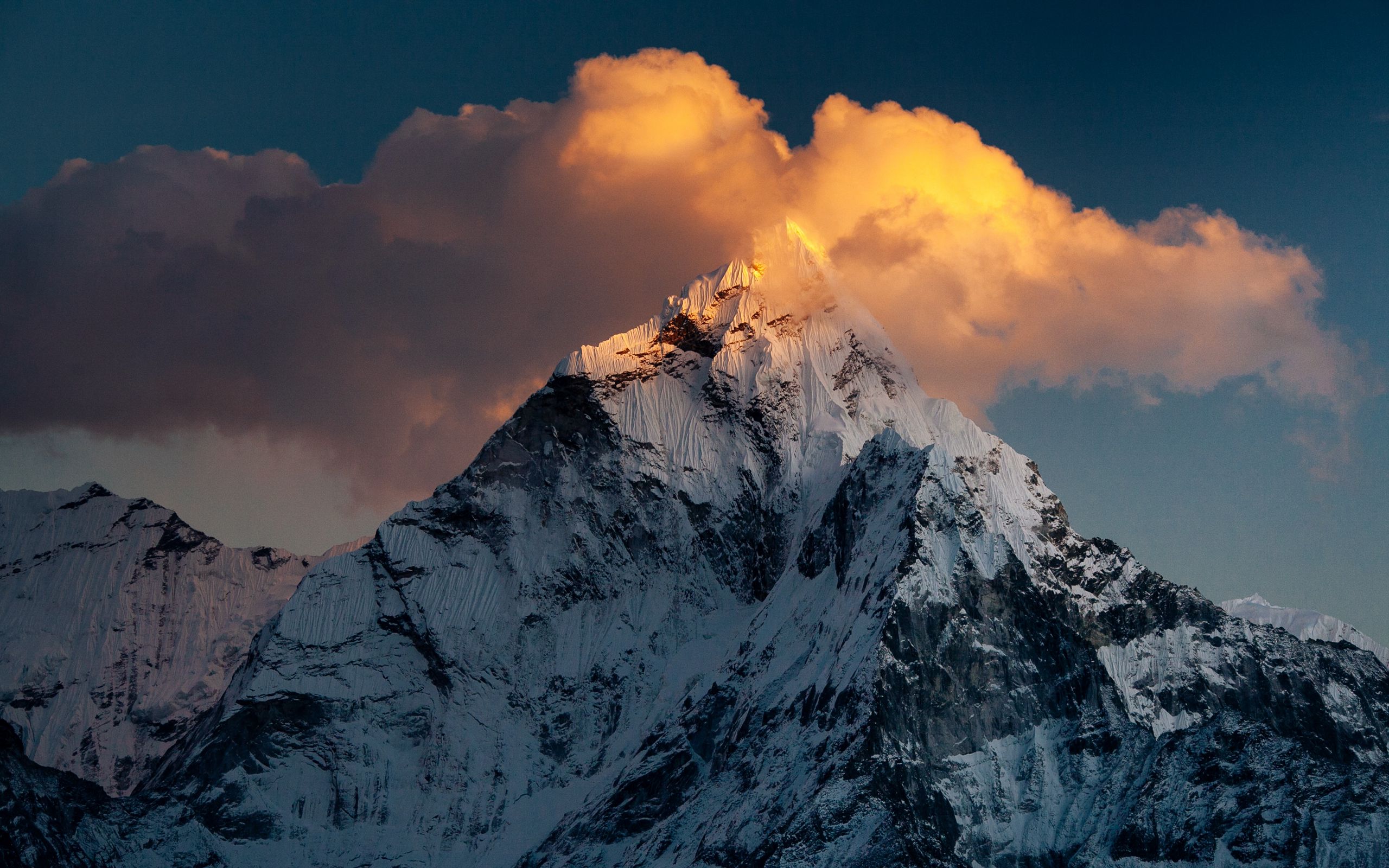 Wallpaper Mountain Top Snow Clouds Khumbu