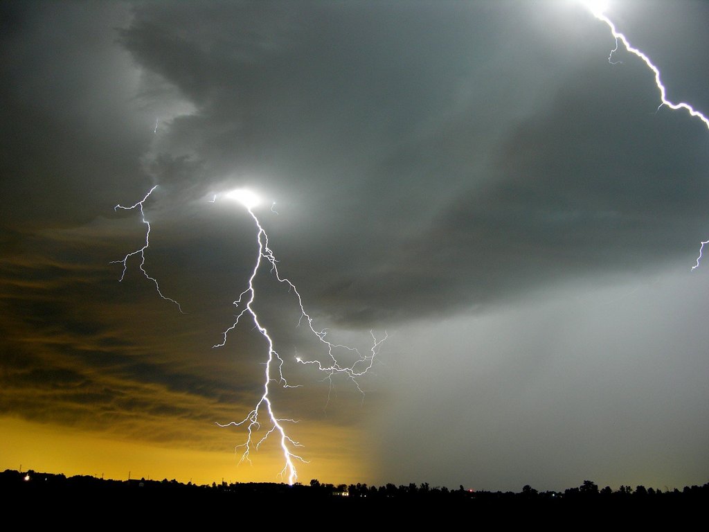 Lightning Storm Bolt Thunder HD Wallpaper