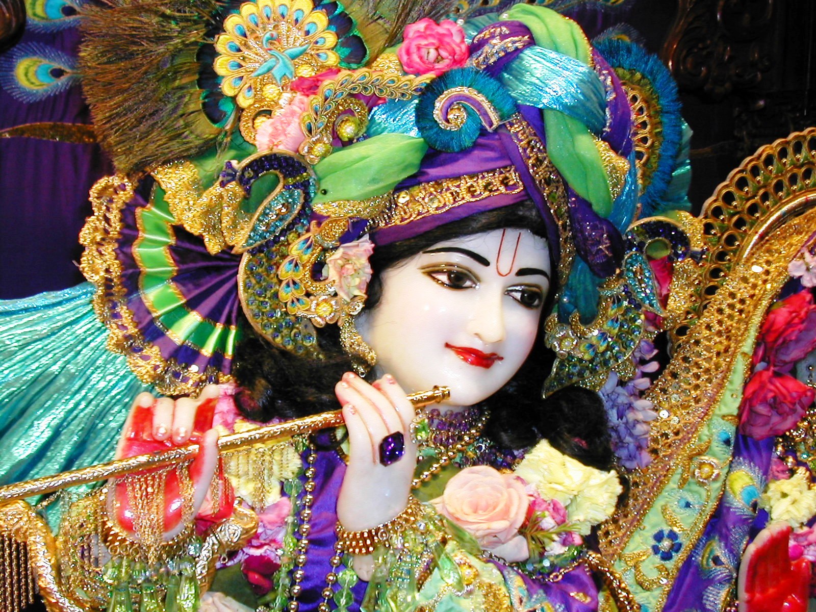 Lord Krishna Beautiful Costume 1600x1200 1221 HD Wallpaper Res 1600x1200