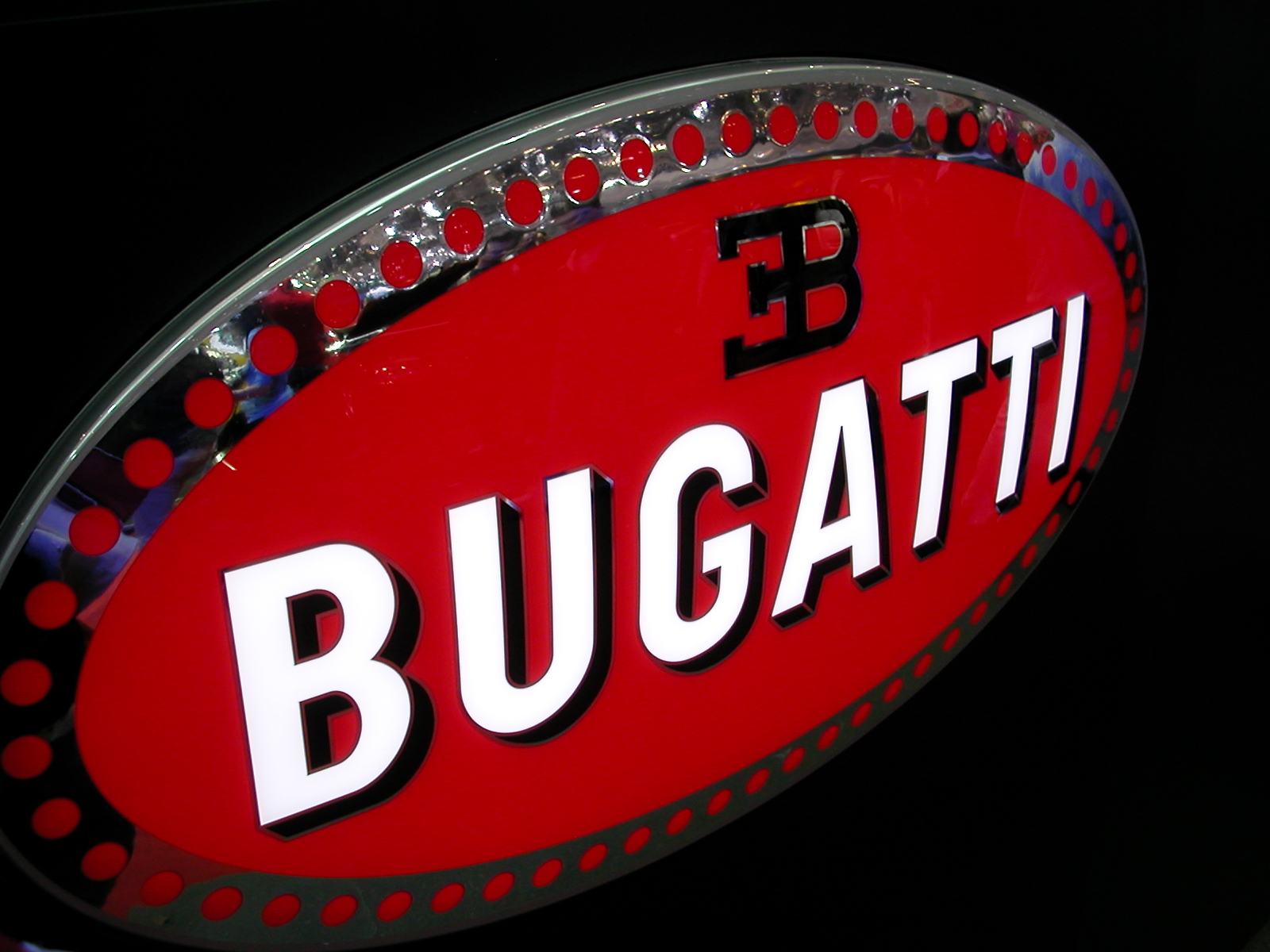 Bugatti Logo Cool Car Wallpaper