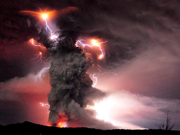 Lightning Volcano Puyehue Volcanic Eruption Chile Big Cloud