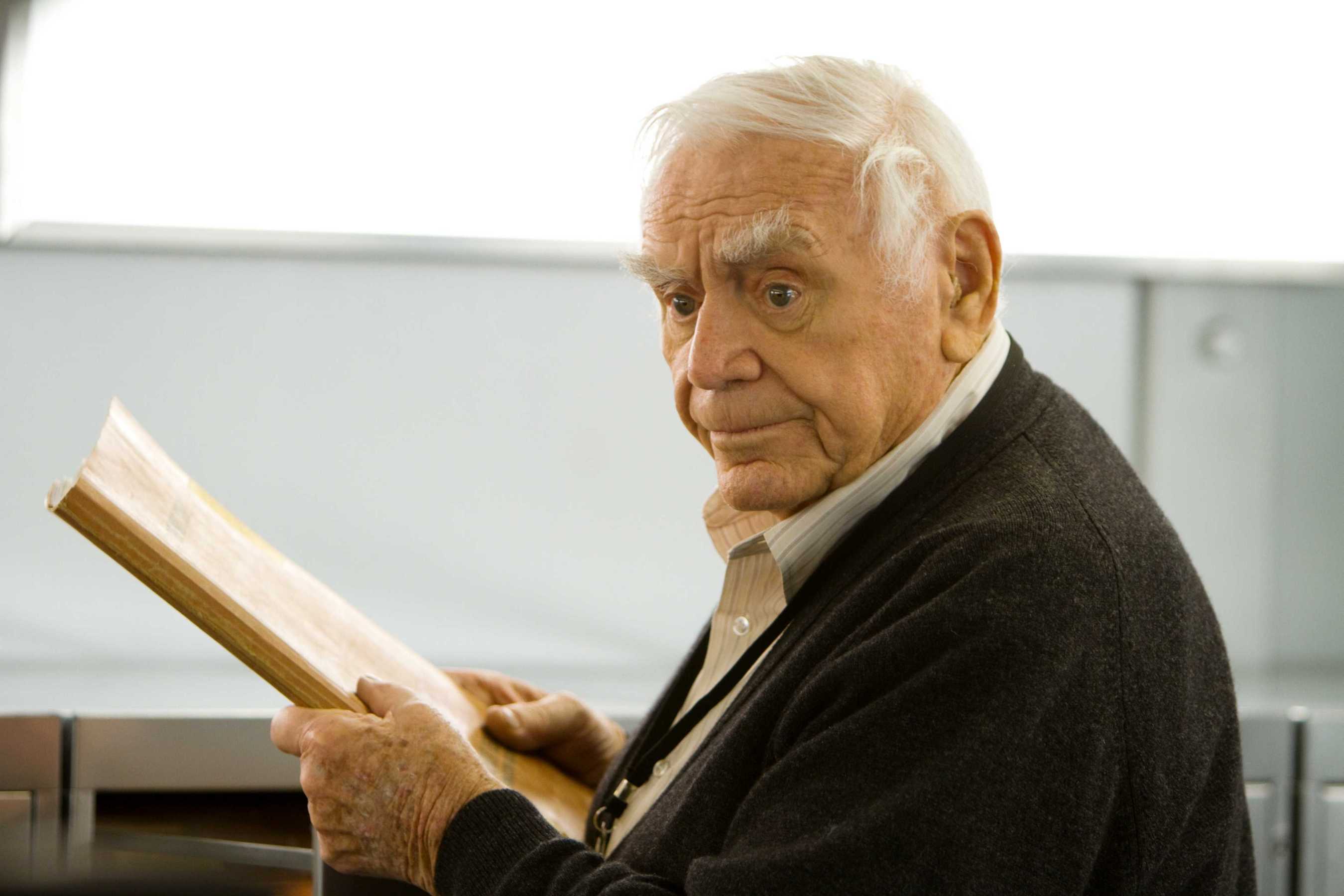 Henri Ernest Borgnine Movie Red HD Wallpaper