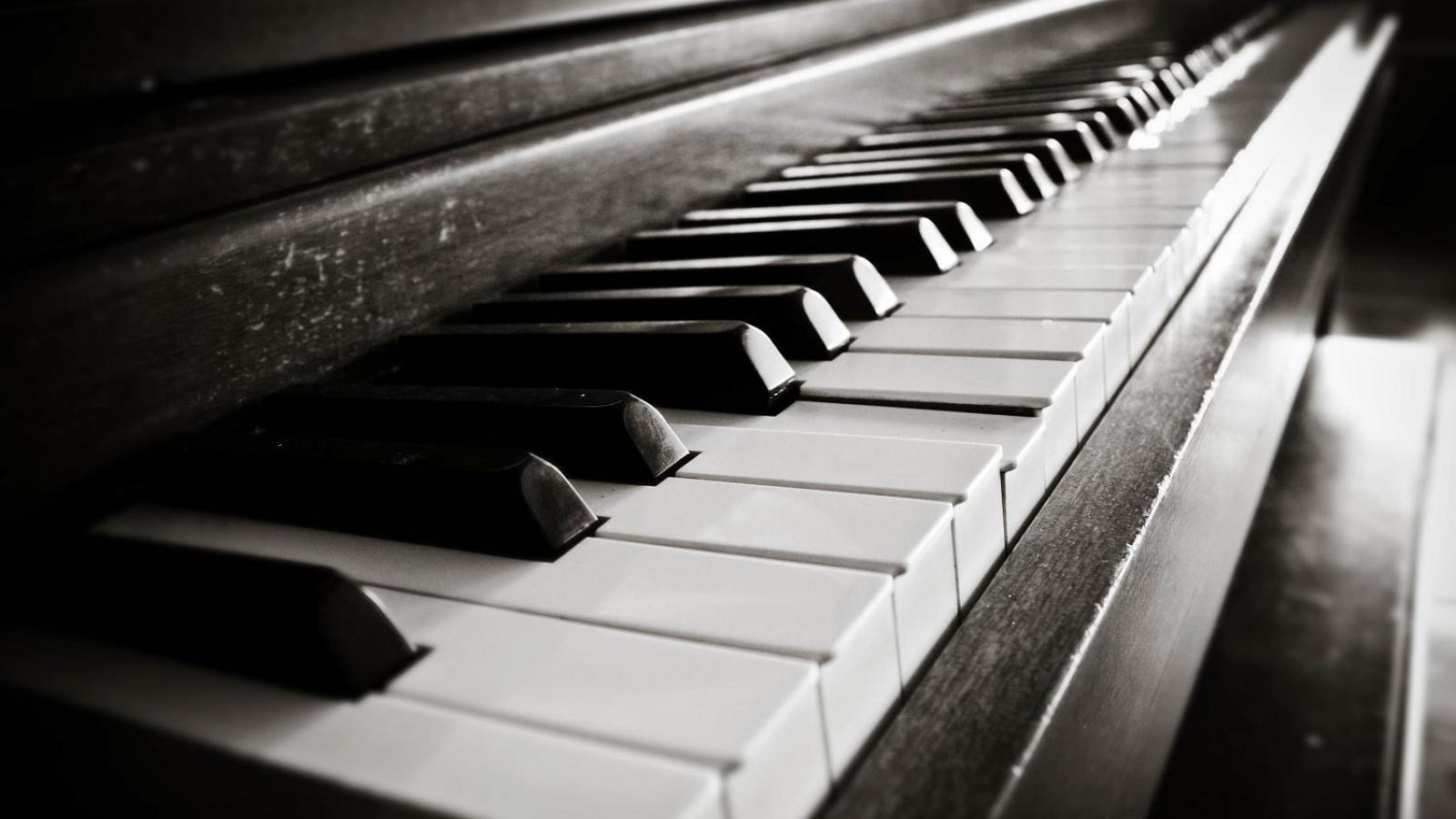 Piano Wallpaper And Background Image
