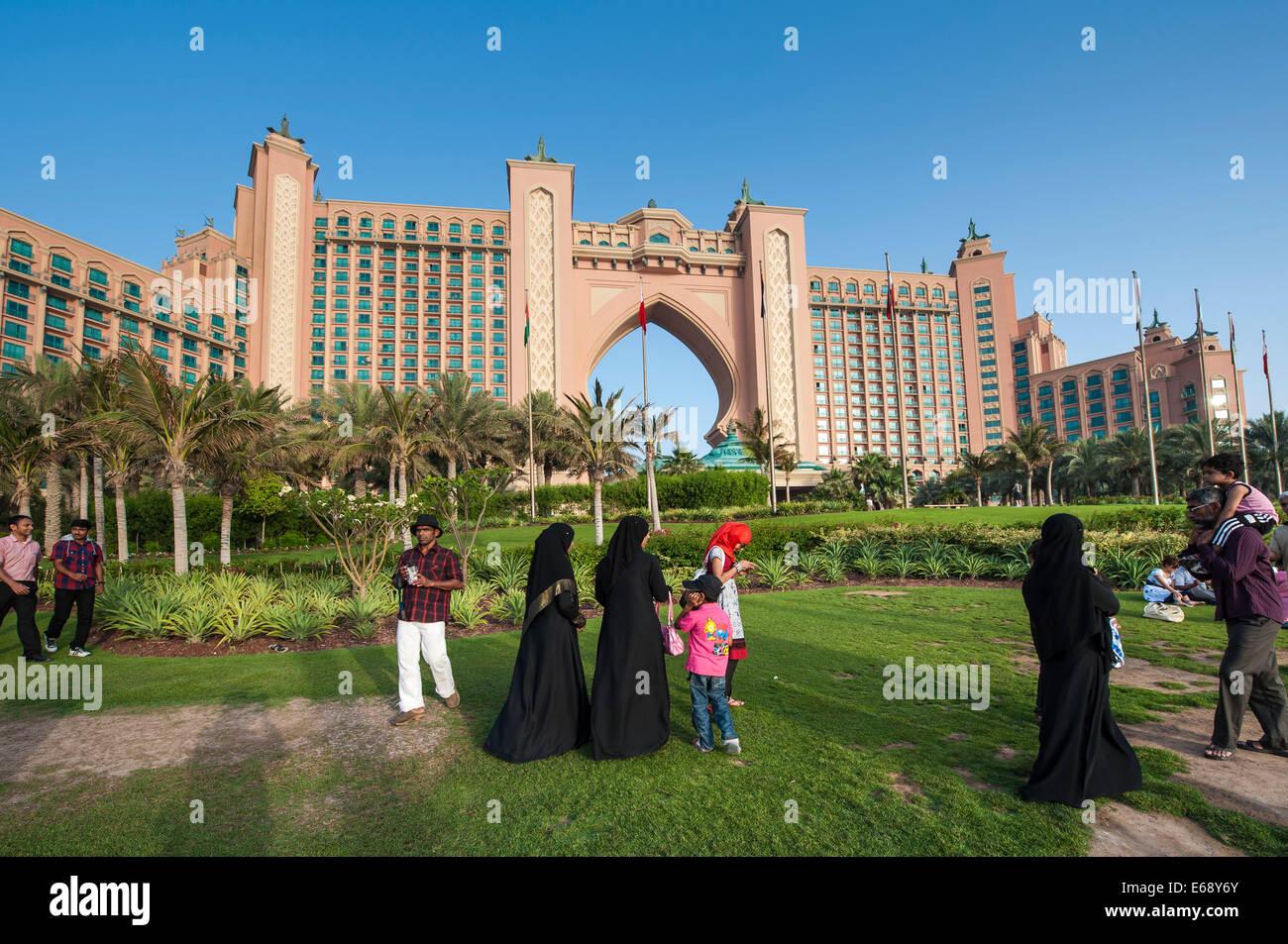 Arab Muslim Family People At The Atlantis Palm Hotel Resort