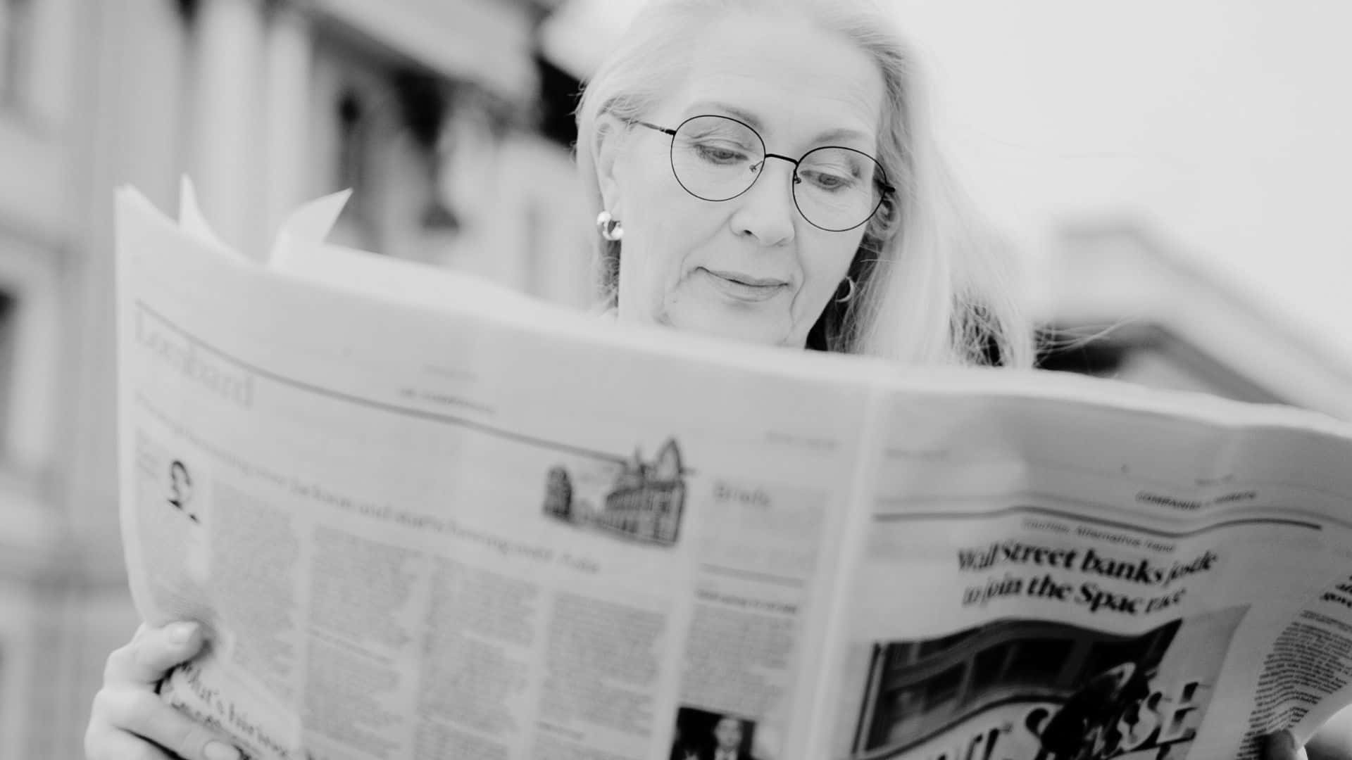 Black And White Newspaper Wallpaper