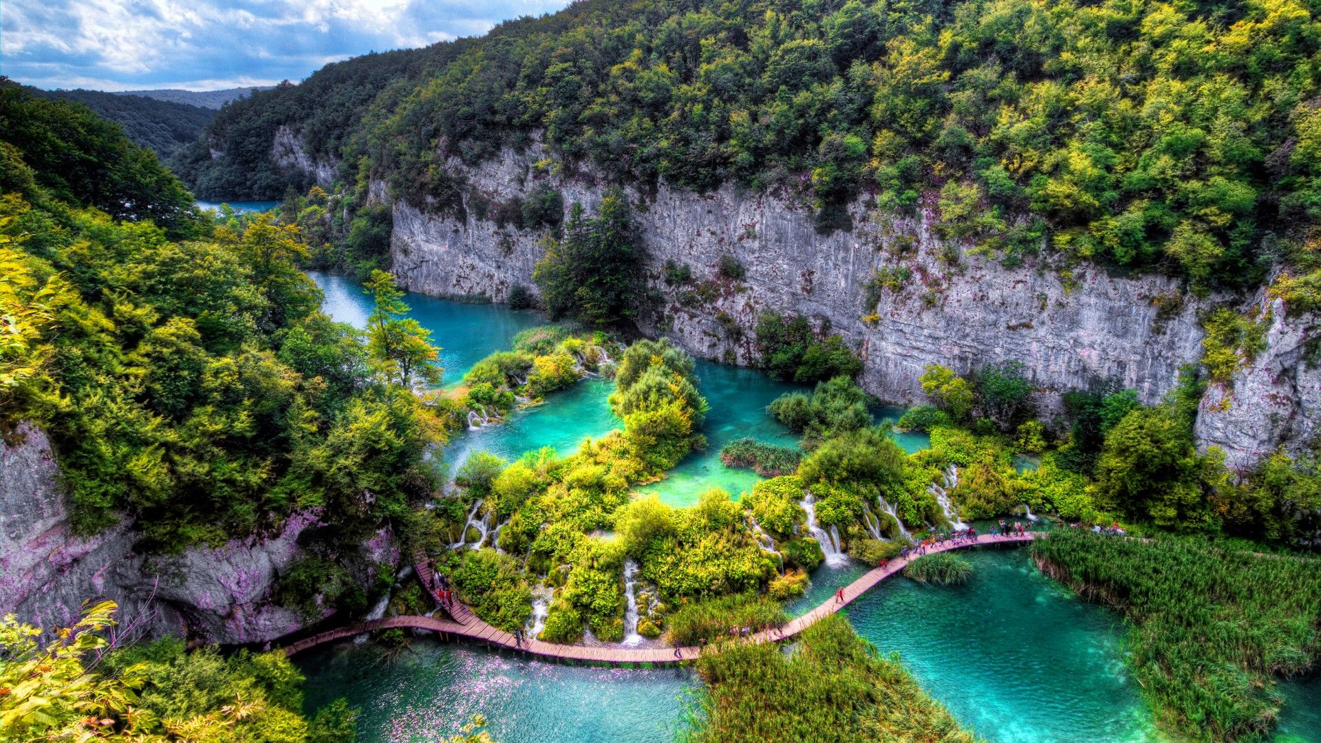 Plitvice Lakes National Park Wallpaper HD