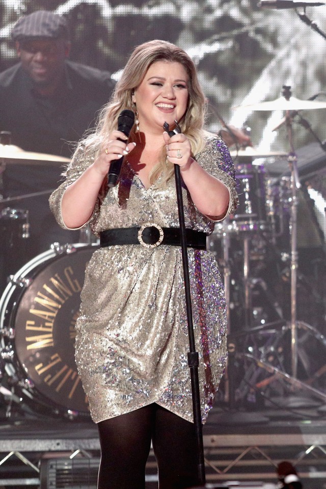 Demi Lovato Kelly Clarkson and More Stars Get Glittery