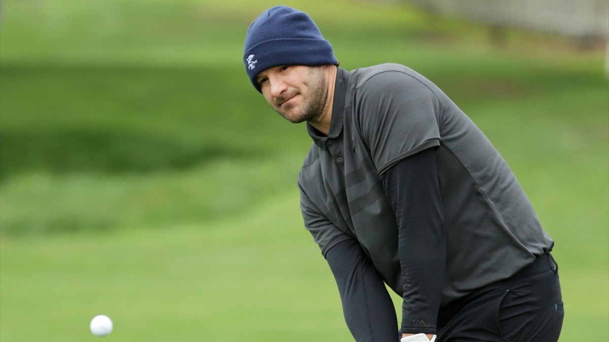 Tony Romo Wds From At T Pebble Beach Pro Am Attending Ex Coach S