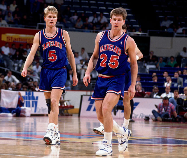 Mark Price Intering With Cavaliers