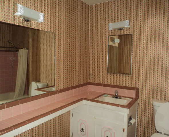Retro Mid Century Modern Bathroom Tile Sink Shower Wallpaper