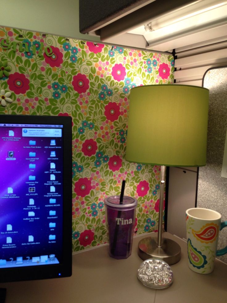 Cute lamp in the corner matches my wrapping paper wallpaper Cubicle