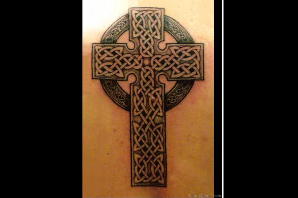 Celtic Cross iPhone Wallpaper Tattoo Design