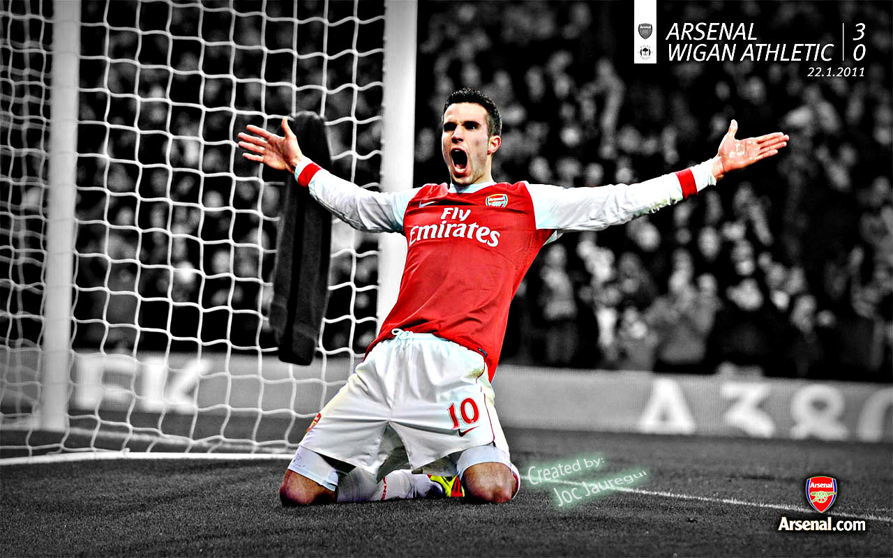 Robin Van Persie Wallpaper High Resolution And Quality