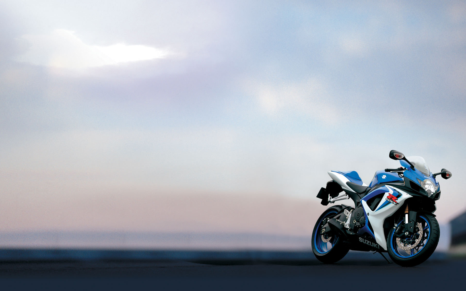 Bikes Super High Quality Desktop Suzuki Picture