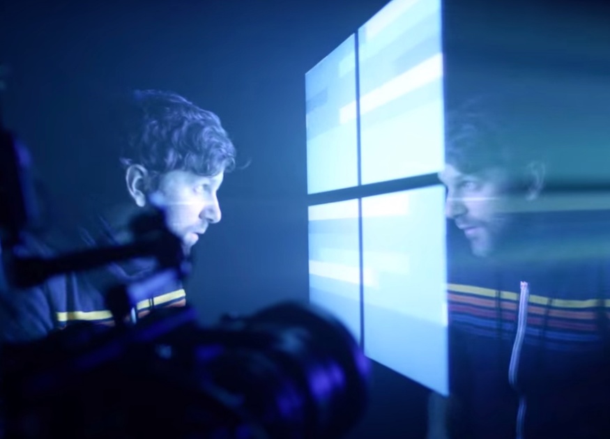 Watch Microsoft Create The Windows Wallpaper Using Projectors And