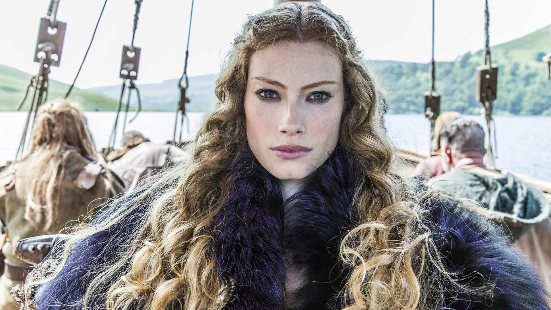 Katheryn Winnick As Lagertha In Vikings Wallpaper