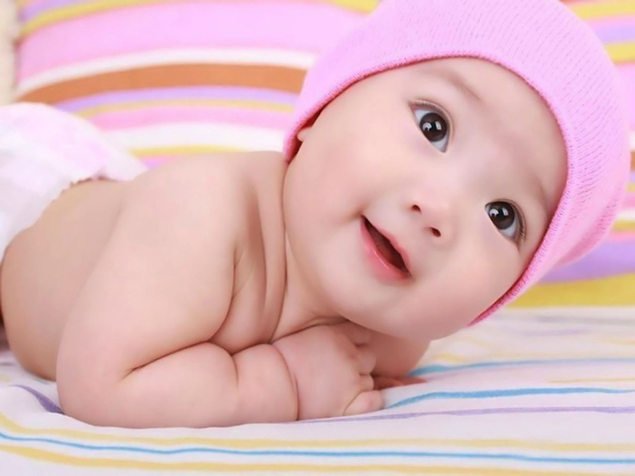 Sweet Baby Smiling With Pink Cap HD Wallpaper Cute Little Babies