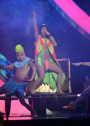 Katy Perry Performing At Brit Awards Gotceleb