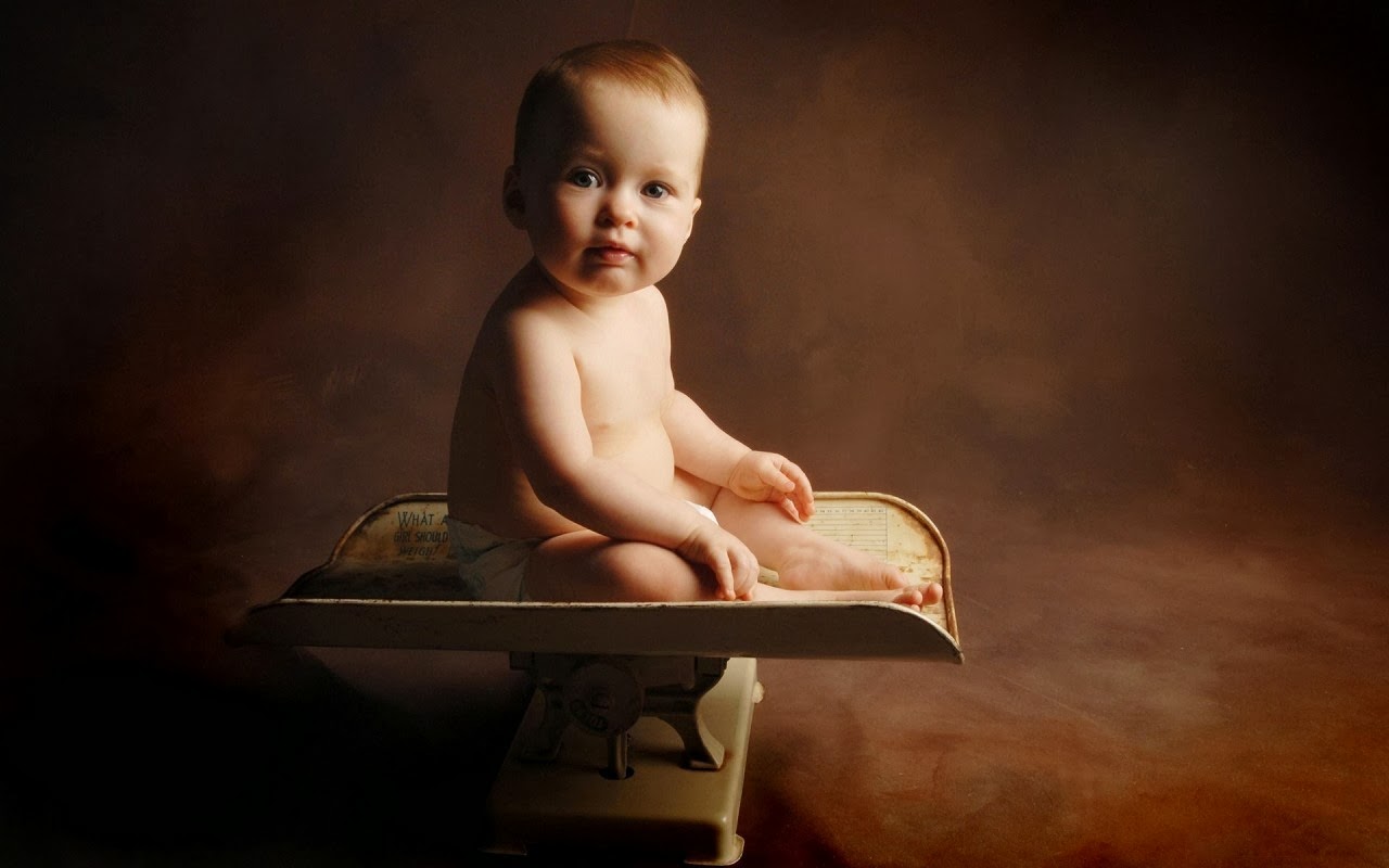 Innocence Cute Little Baby Boy HD Wallpaper