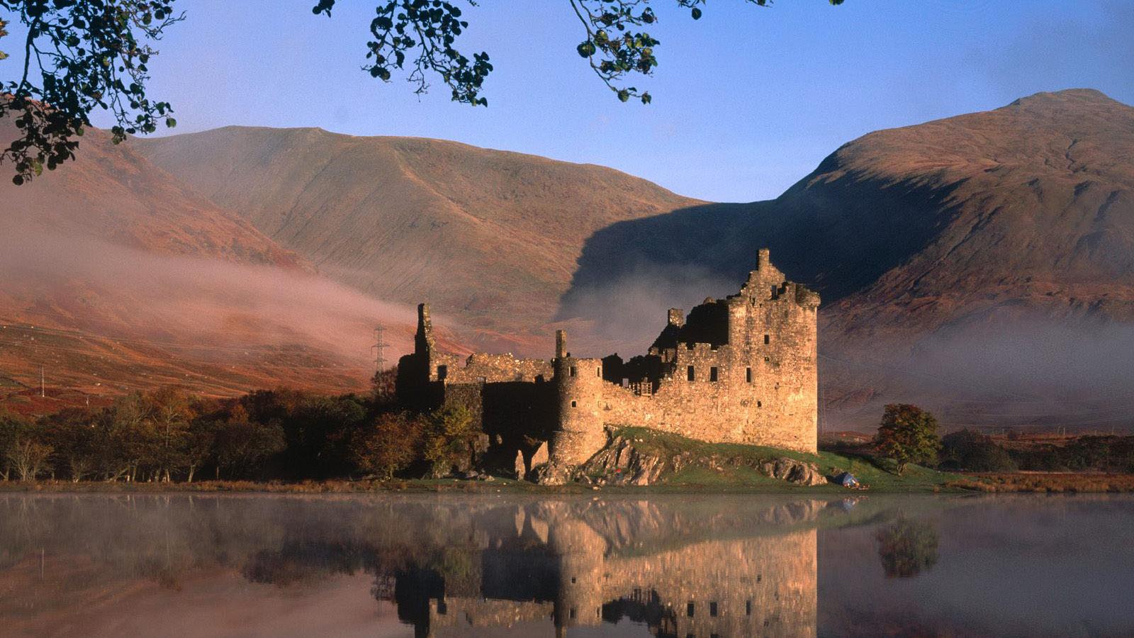 Wallpaper Kilchum Castle In Scotland X Widescreen Desktop