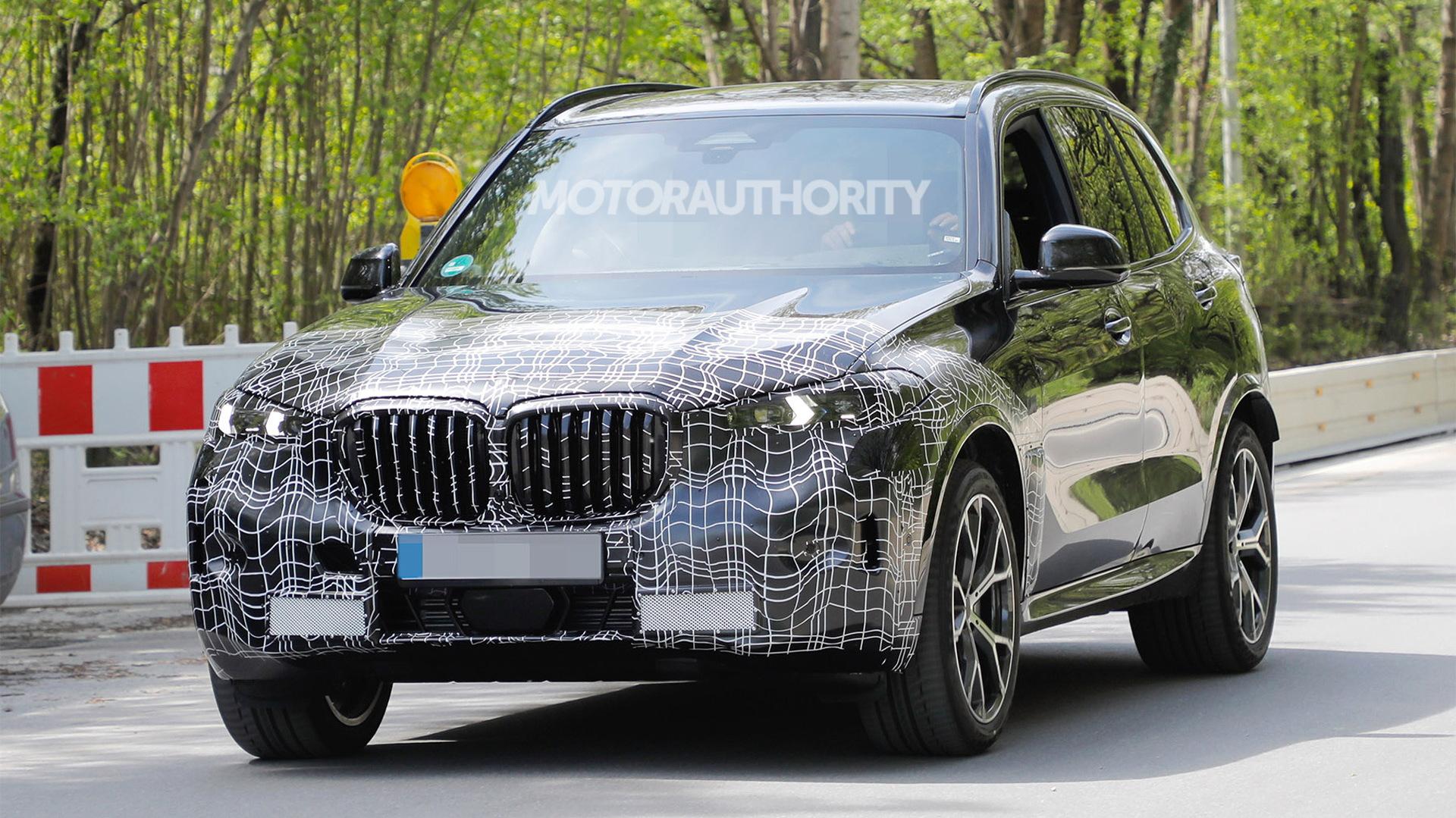 Bmw X5 Spy Shots And Video Mild Facelift Pegged For Popular Suv