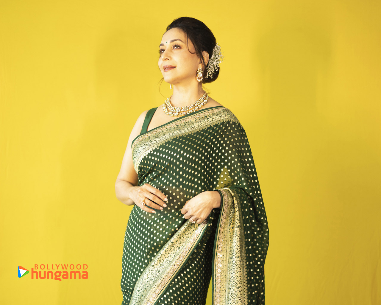 Madhuri Dixit Wallpaper