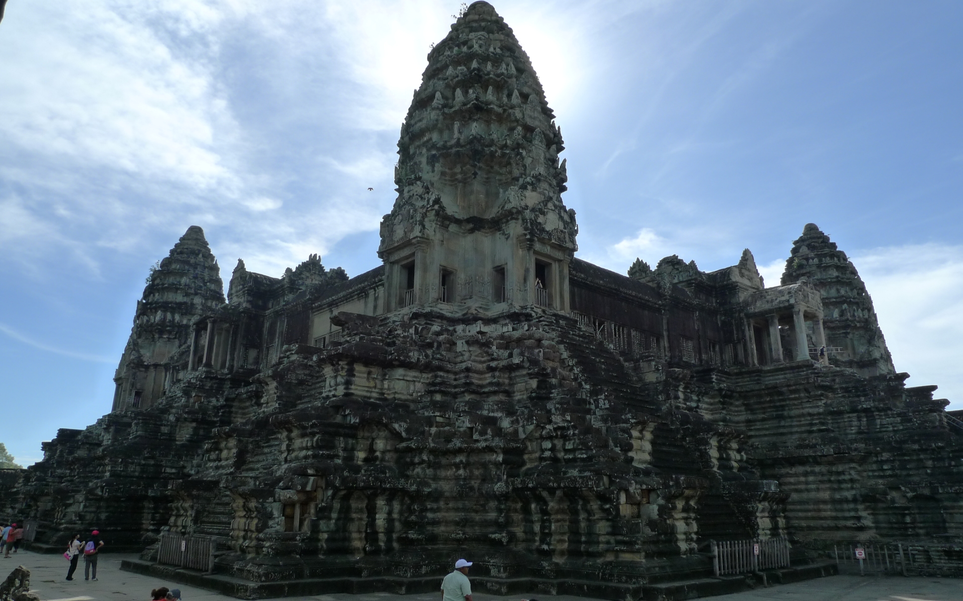 Majestic Angkor Wat Wallpaper