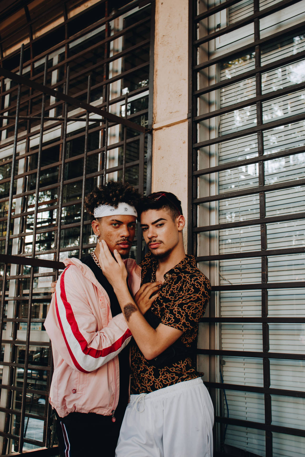 Gay Men By Windows Z3vn5dlgzte41220 Wallpaper