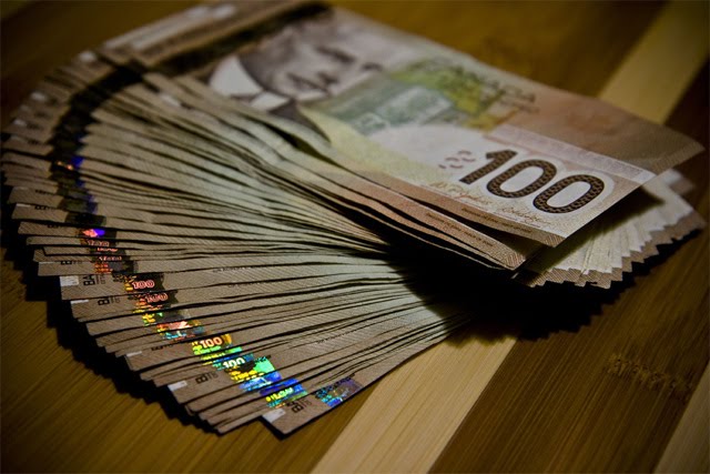 20+] Canadian Money Wallpaper on WallpaperSafari