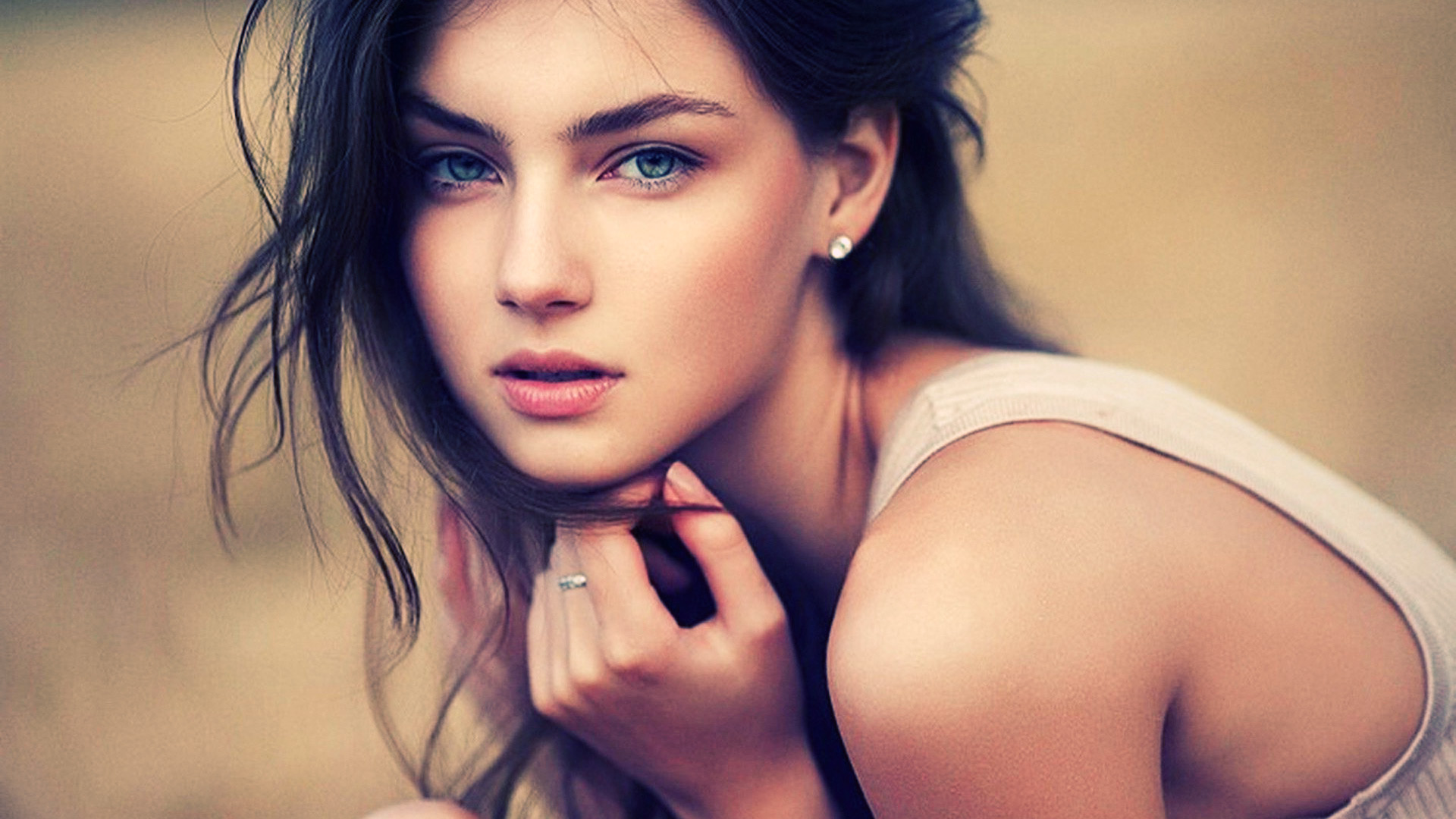 Beautiful Girls Wallpaper