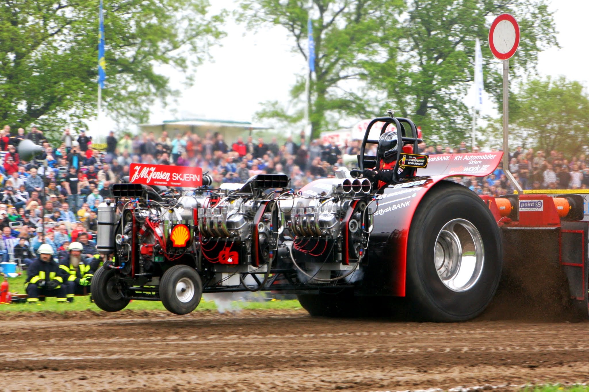  PULLING race racing hot rod rods tractor engine yu JPG wallpaper 2048x1366