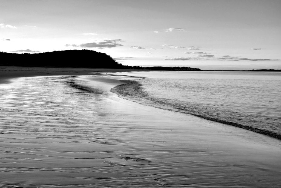 Free download Best Wallpaper Photography Black And White black and white beach [928x621] for