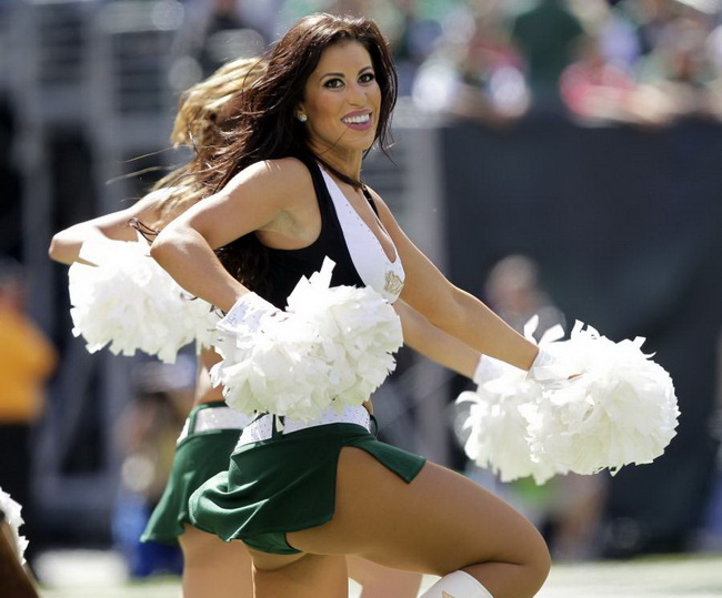 Hot Nfl Cheerleaders Ining Search Terms
