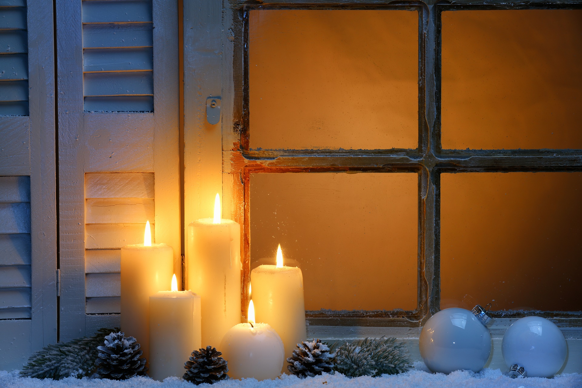Holiday Christmas Ornaments Window Candle Wallpaper