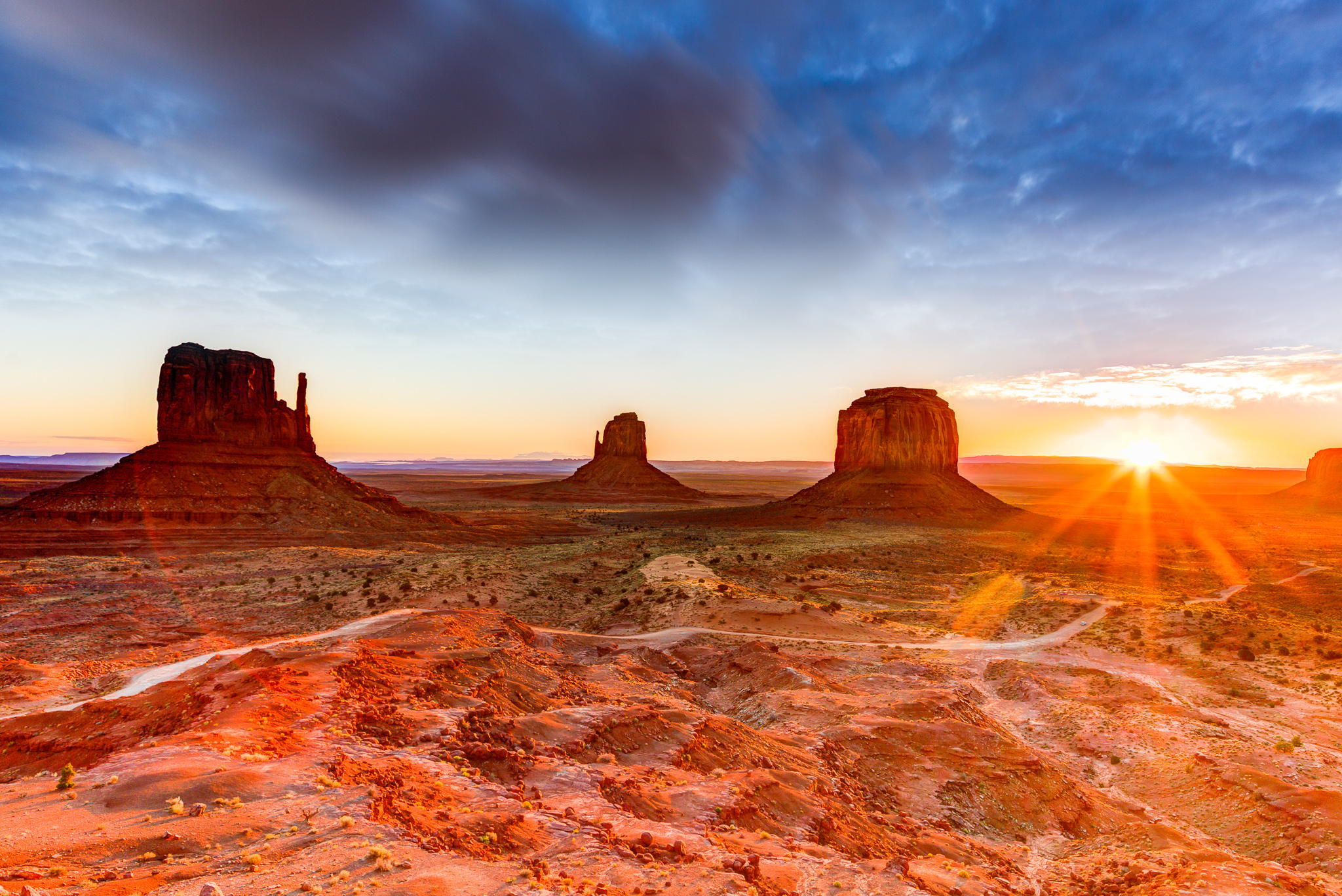 Utah Sunbeam Sunrise Desert Landscape Horizon Nature Monument Wallpaper
