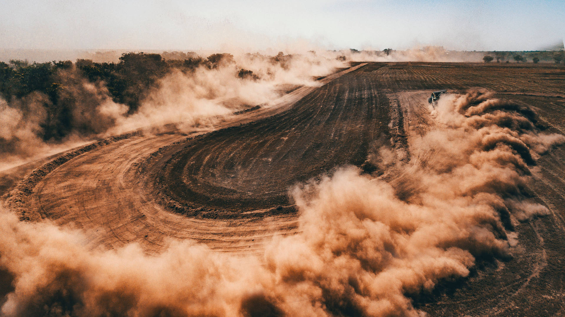 Dirt Rally Route Covered In Dust N2r2e4HDgnj9opw2 Wallpaper