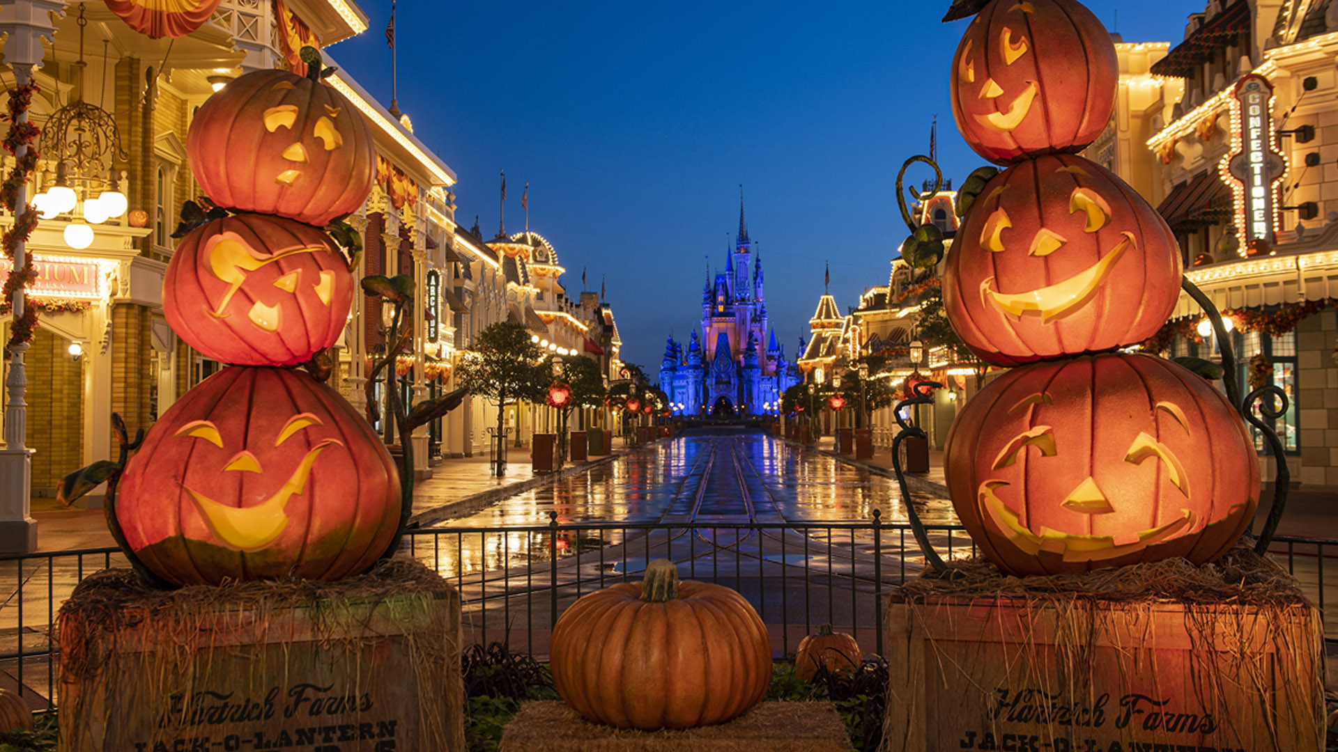 Mickey S Not So Scary Halloween Party Disney World