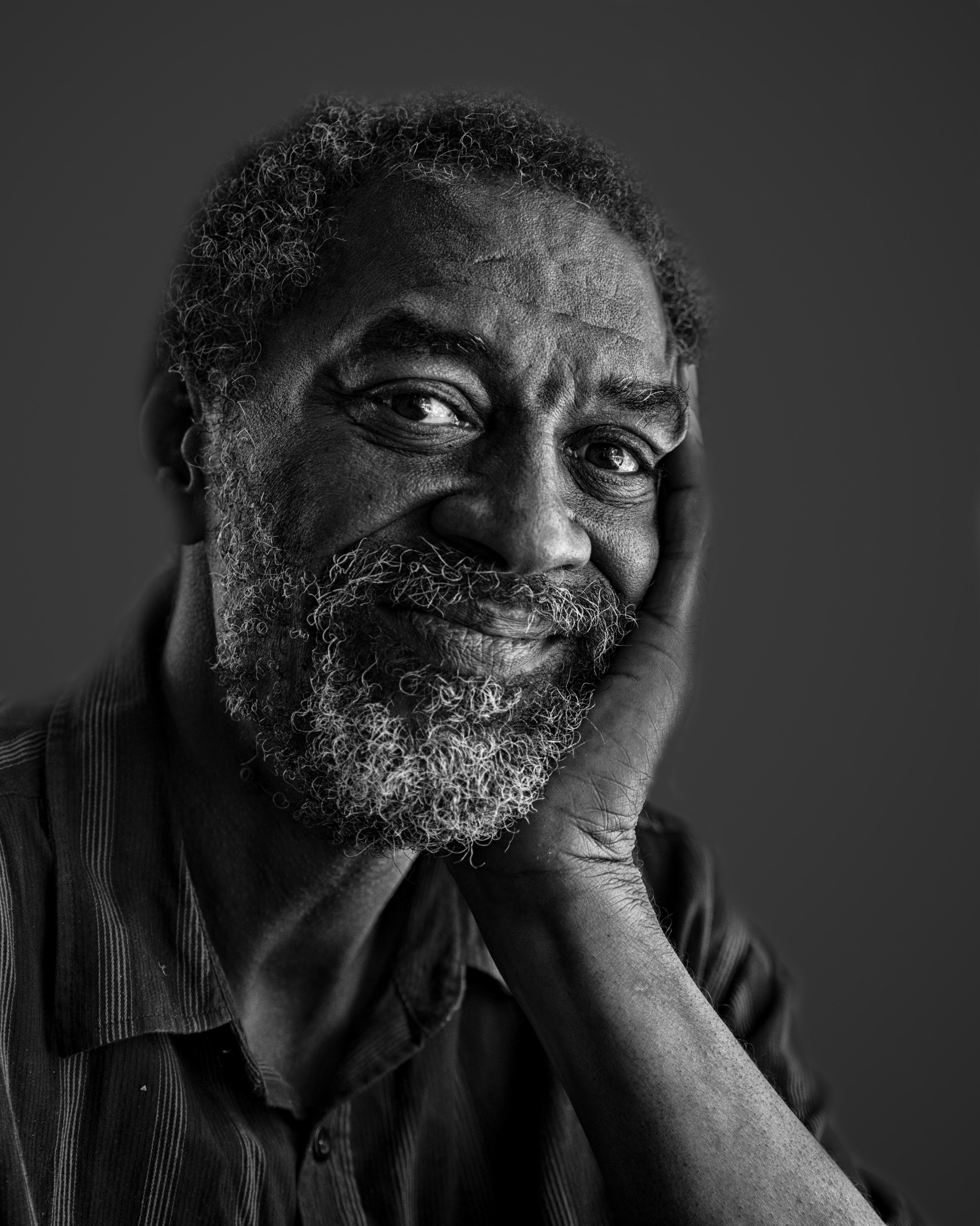 Black People Wallpaper Invigorate Portrait Man Men Male Smiling