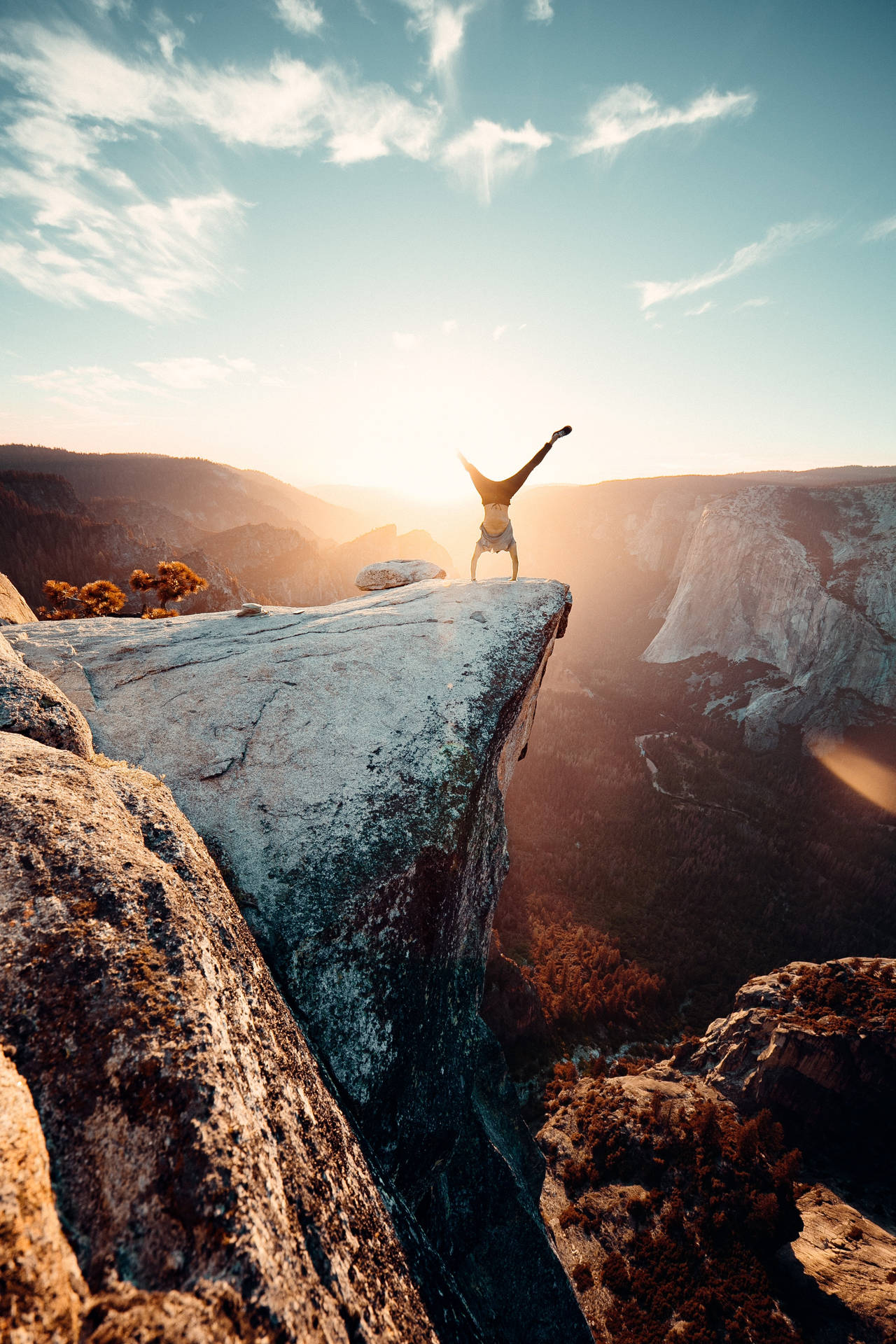 HD Nature Phone Mountain Cliff Sunrise Wallpaper