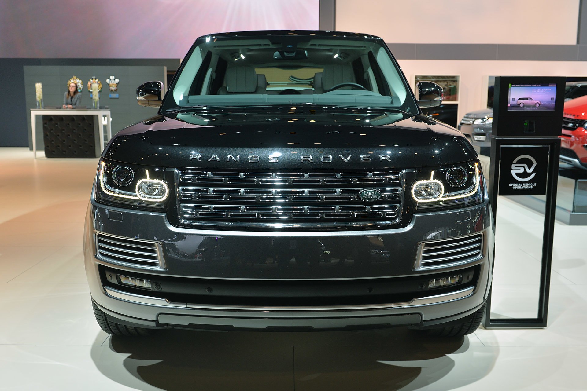 Range Rover Sv Autobiography Suv Cars Luxury Wallpaper Background