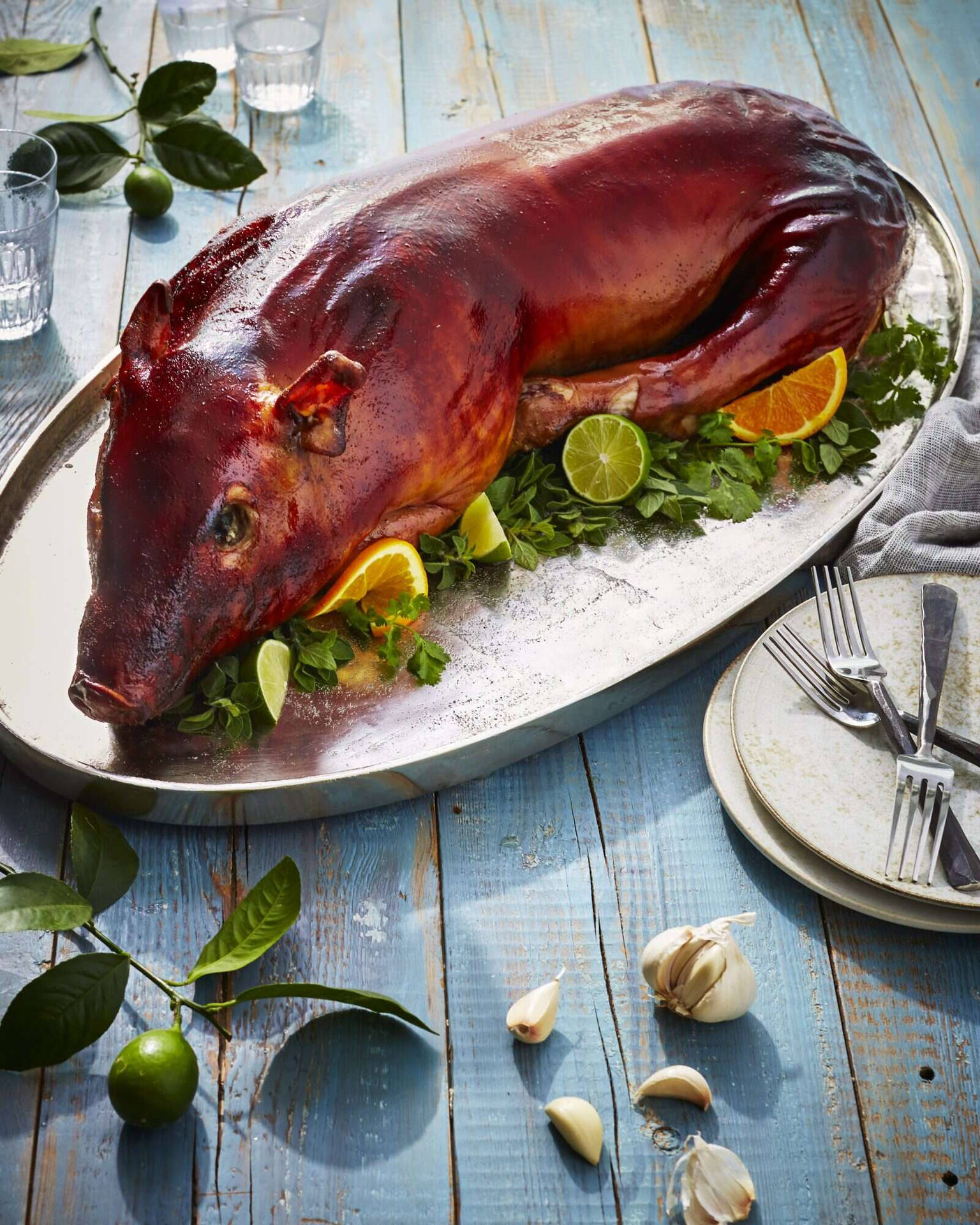 Piglet Lechon Served Rlawgsmuo53h1jy5 Wallpaper