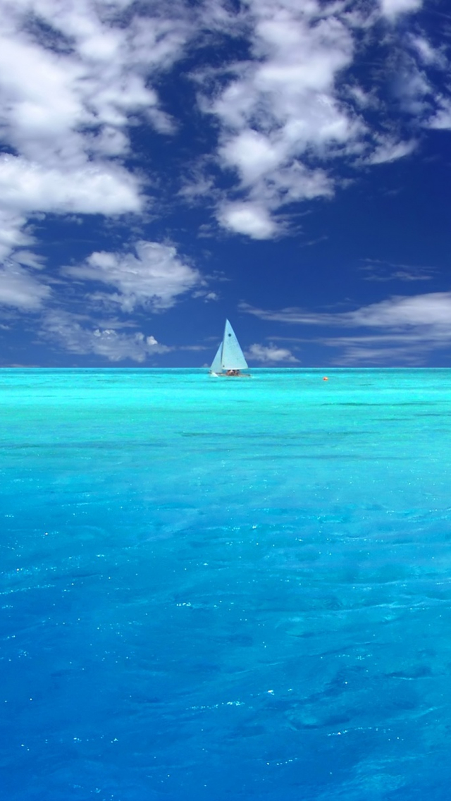 Wonderful Blue Ocean iPhone 5s Wallpaper