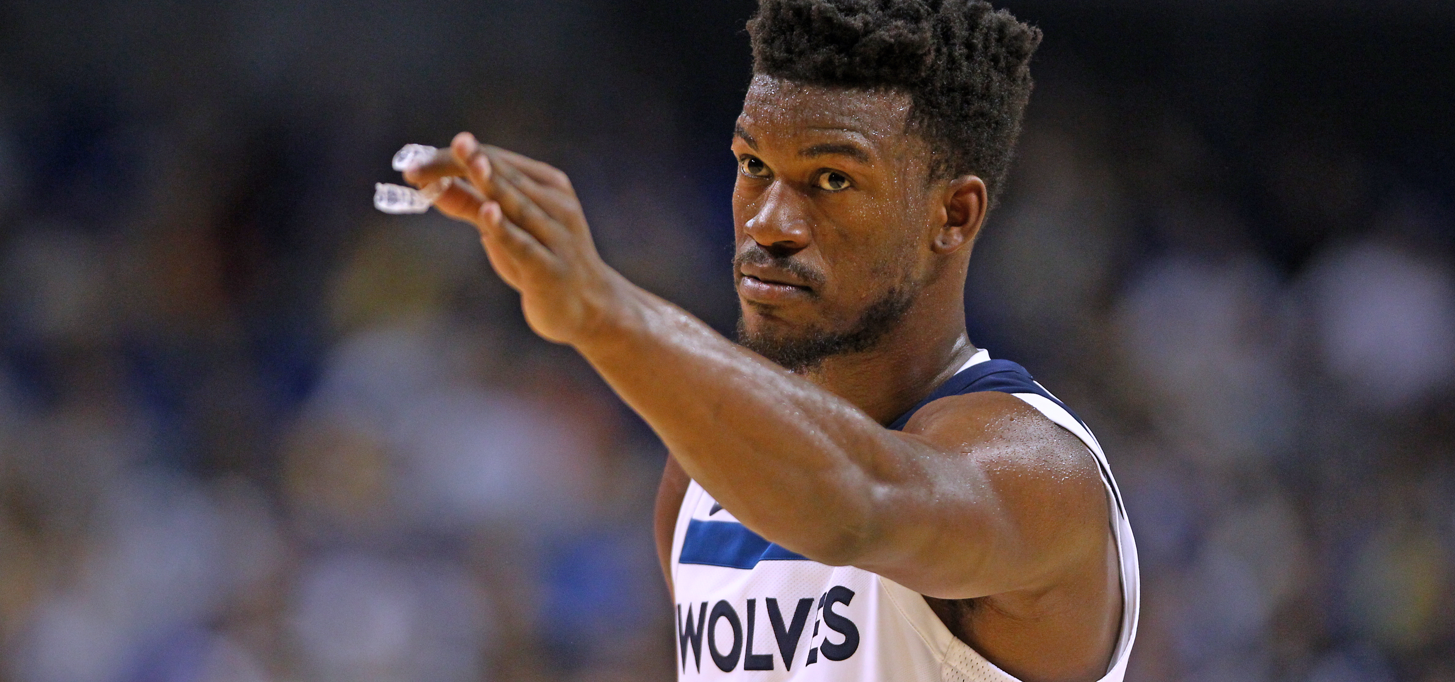 Jimmy Butler Isn T Afraid To Hold Teammates Accountable