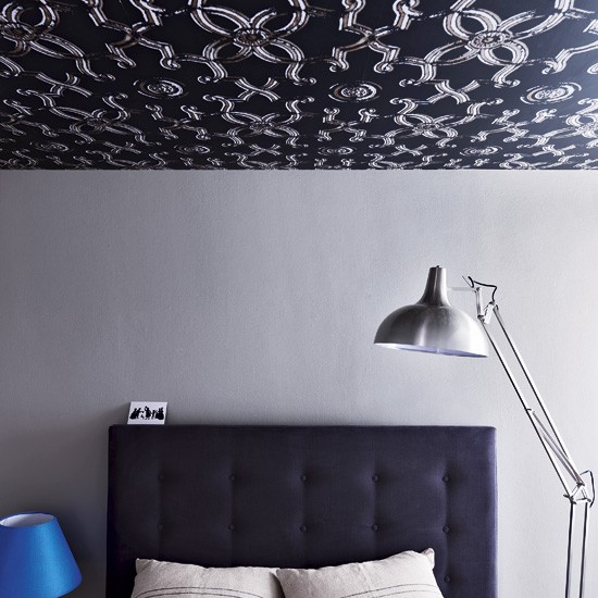 Free Download Bedroom With Wallpapered Ceiling Bedroom Deigns