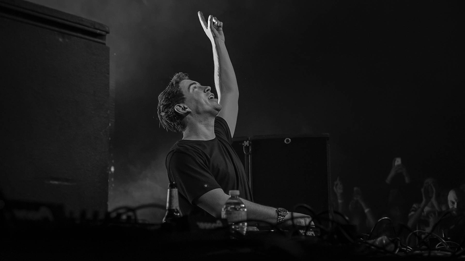 Hardwell Best Selected HD Wallpaper Background In High