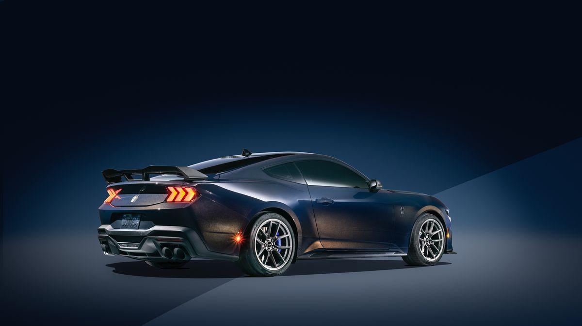 Ford Mustang Dark Horse Is A Badass New Breed Of Pony