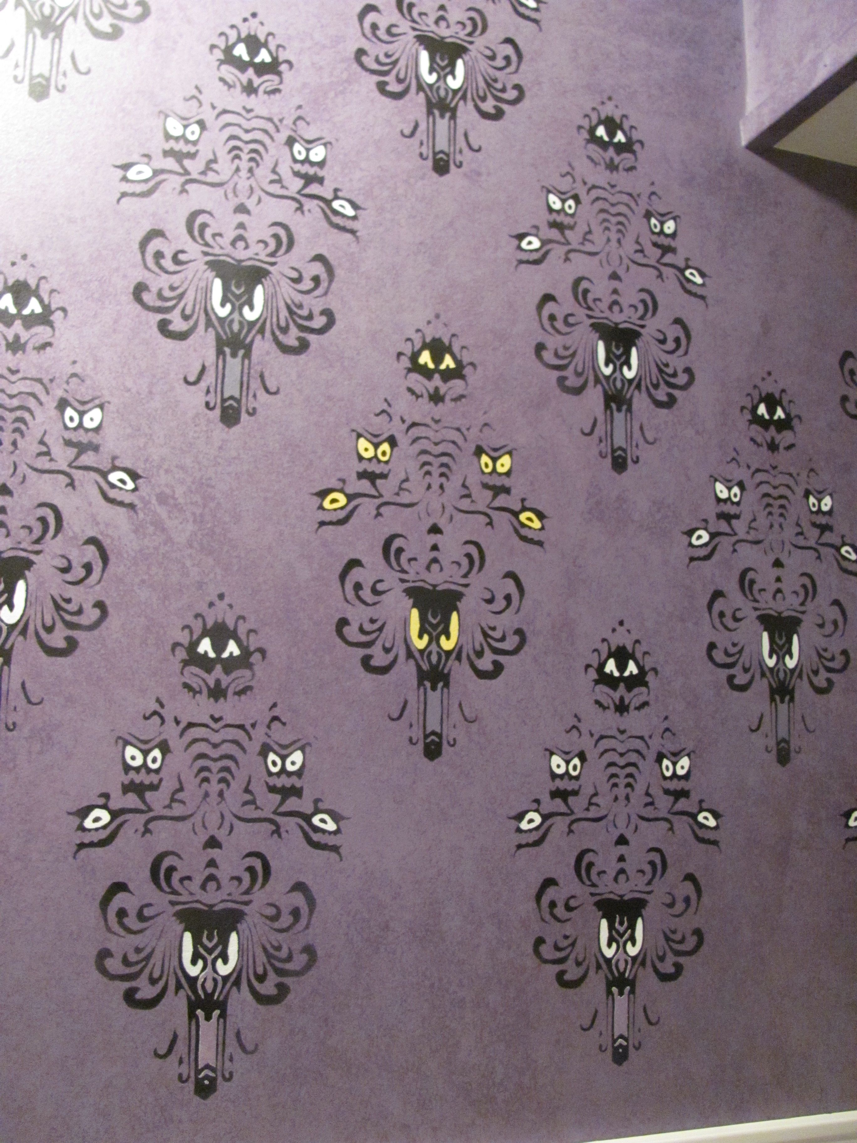I Couldn T Find Or Afford Haunted Mansion Wallpaper So Made My