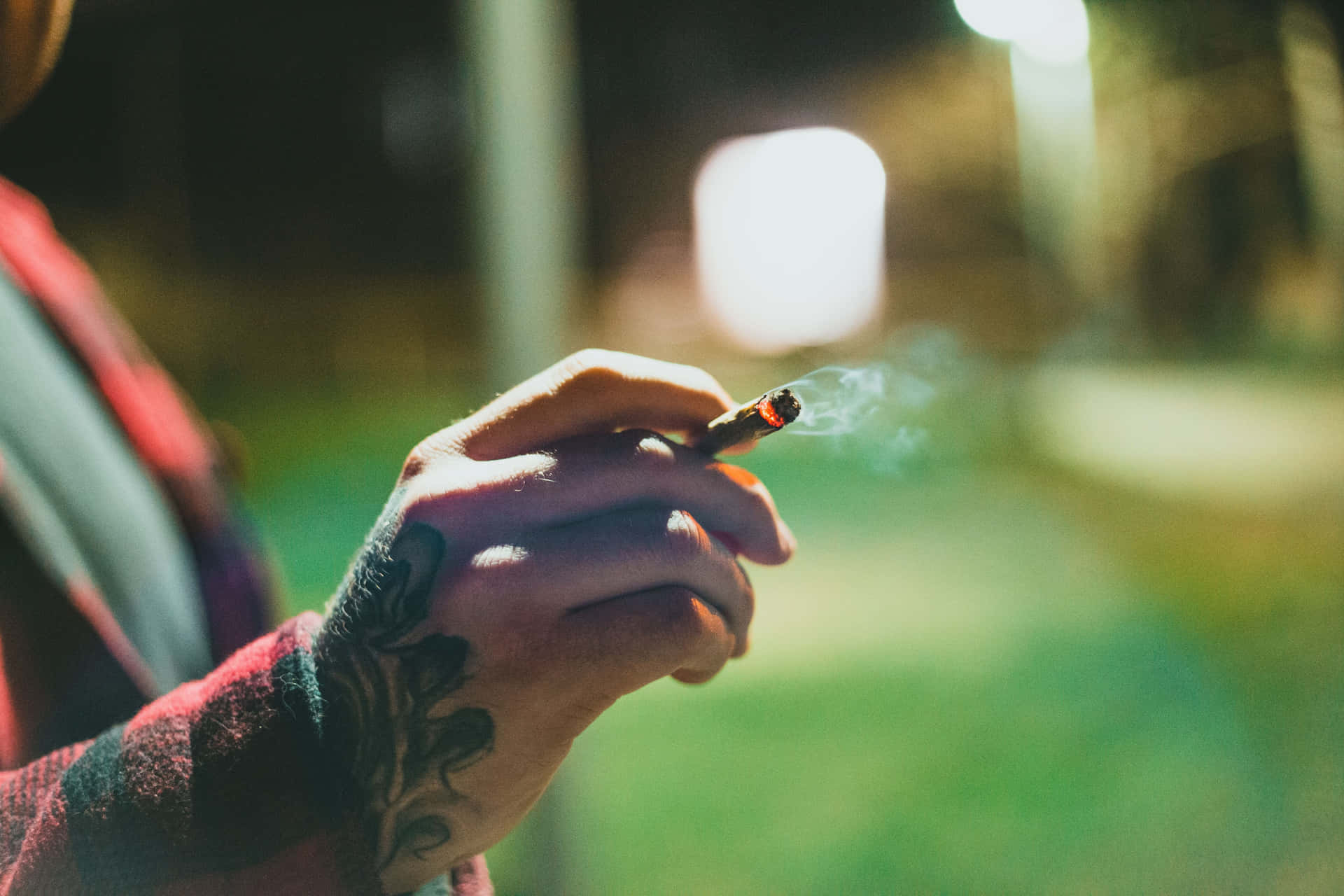 Weed Blunt Wallpaper