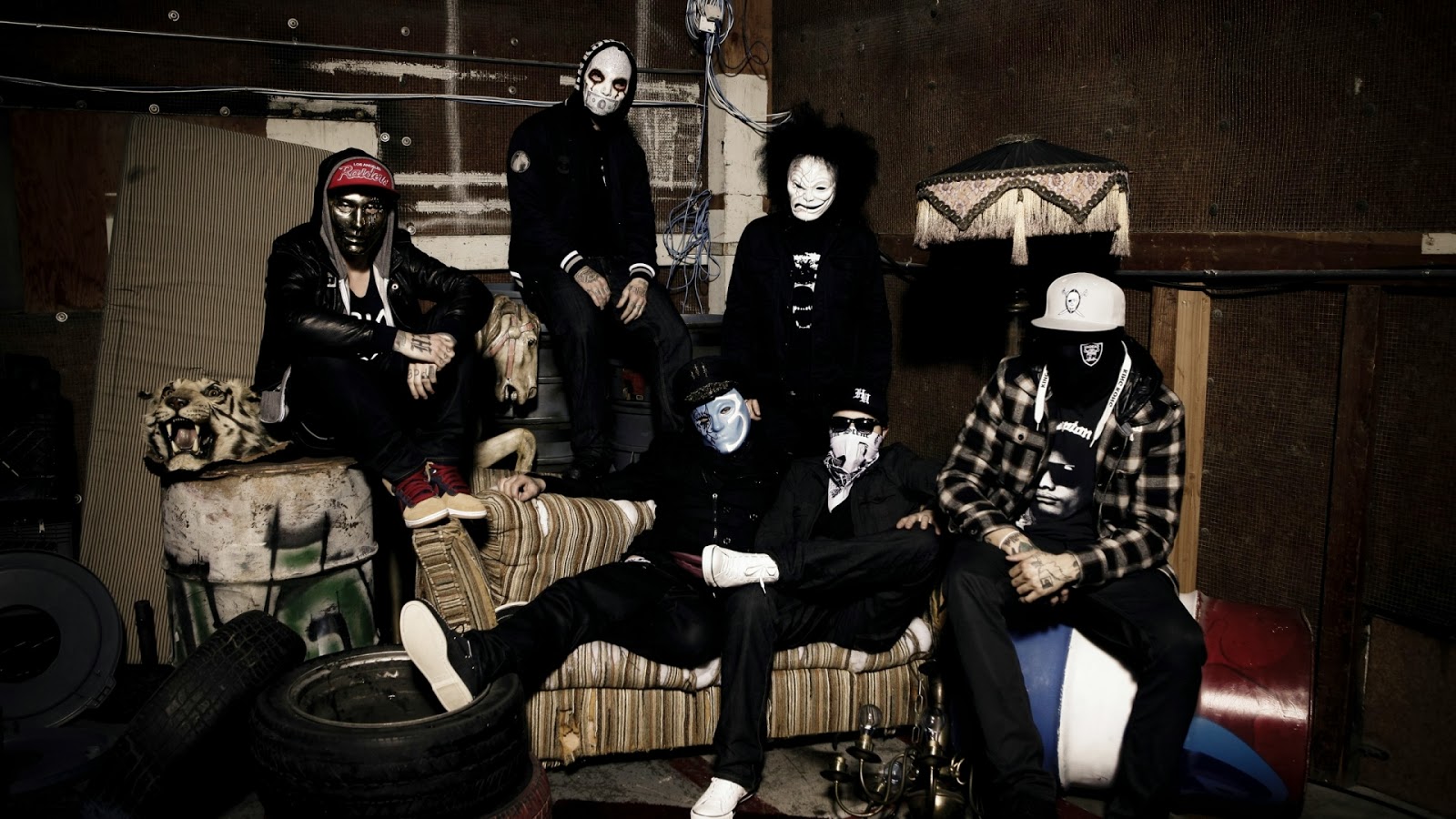 Music Wallpapers Hollywood Undead Mask Wallpaper 1600x900