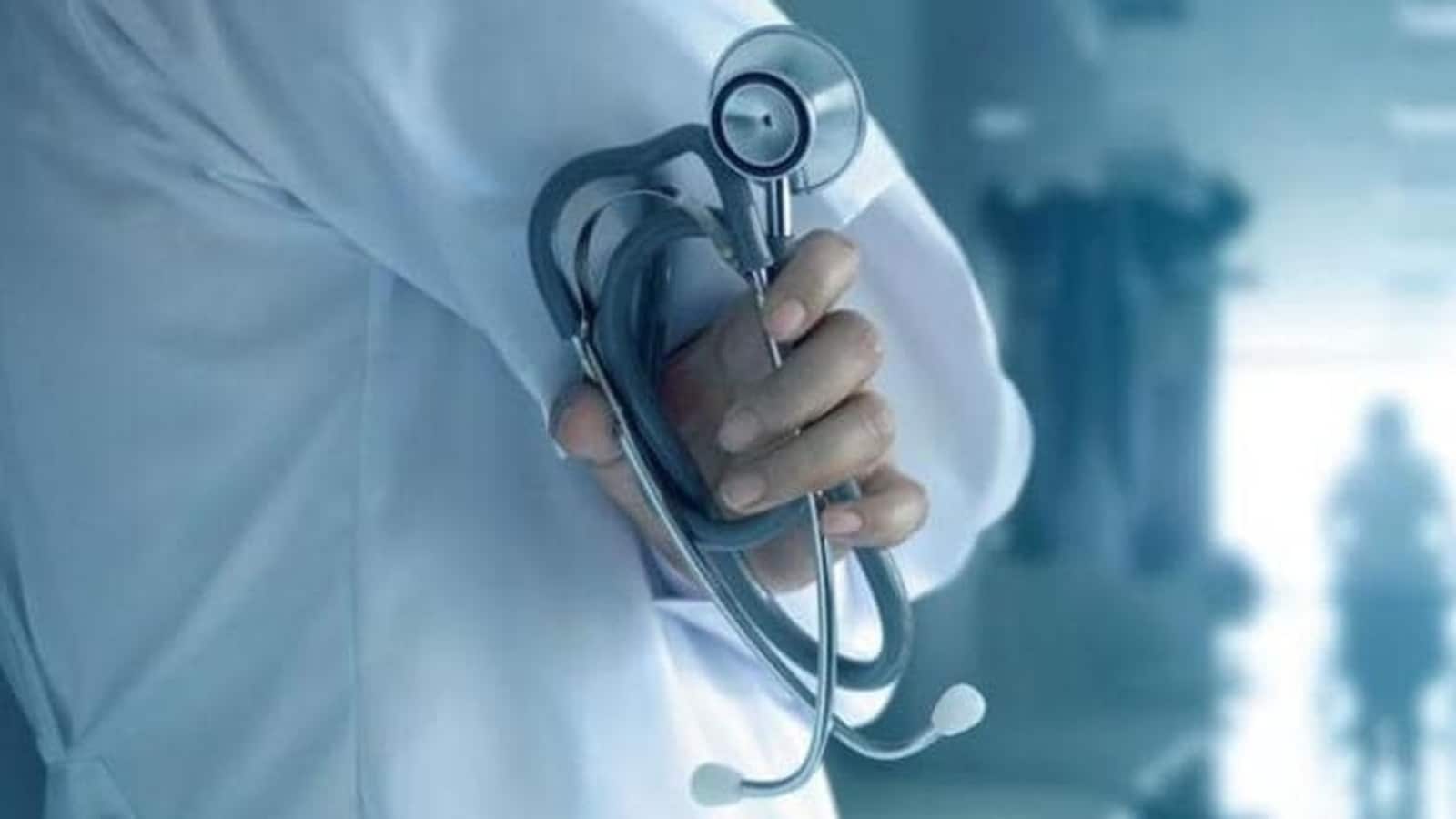 Delhi Doctors Teased Attacked Over Covid Spread On Eve Of